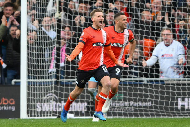 中一直是球 中一直是球