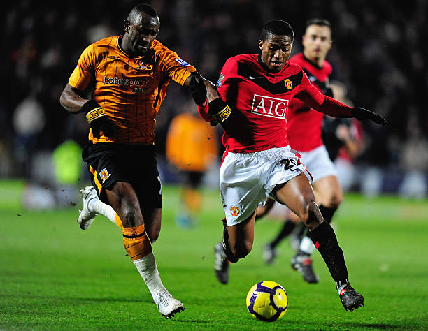 他在与巴斯 他在与巴斯